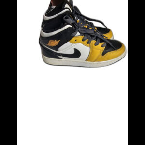 Jordan 1 Mid Yellow Ochre Boys Youth Size 4Y - DQ8423-701